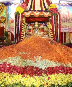 Mangapuram Temple Timings
